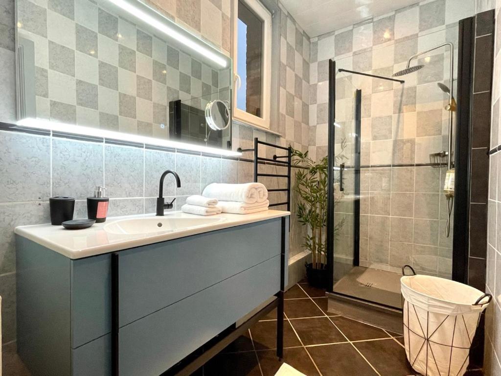 Suites Mana - La Perle Des Isles , Superbe Maison Art Deco Avec Balneotherapie Rethel Ngoại thất bức ảnh